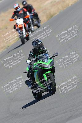 media/Nov-12-2023-Classic Track Days (Sun) [[11f17acb81]]/Group 3/session 2 turn 9/